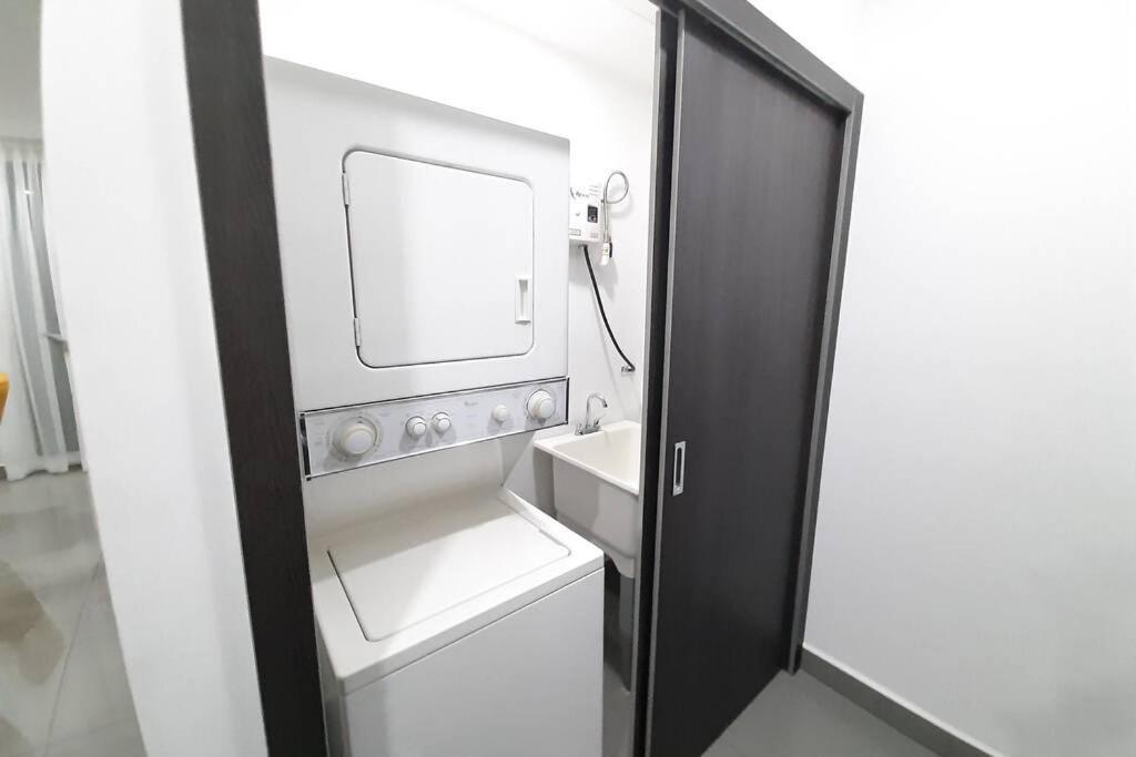 Amplio Condominio Ejecutivo Con Hermosa Vista San Pedro Sula Ngoại thất bức ảnh